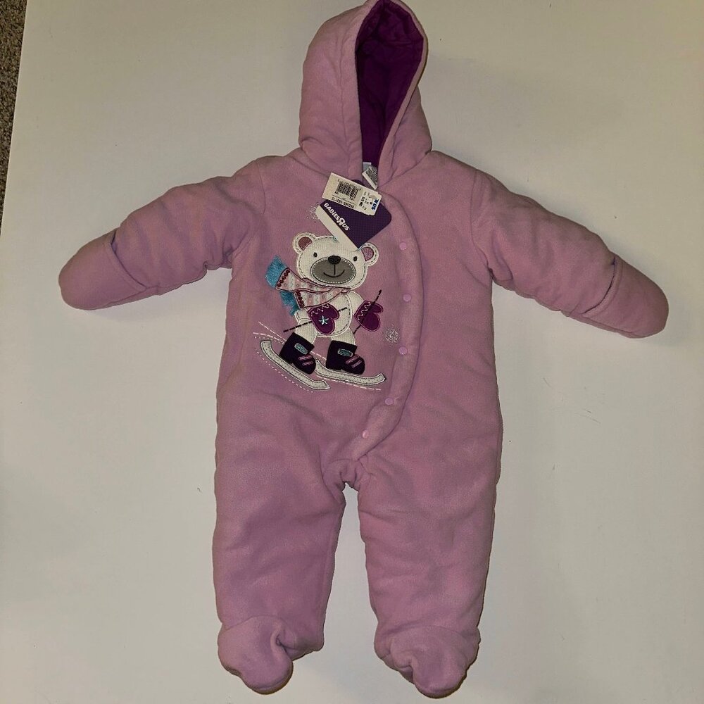 Babies R Us Baby Girl Snowsuit Sz 6-9 mos pink snap APPLIQUED BEAR 6/9m
